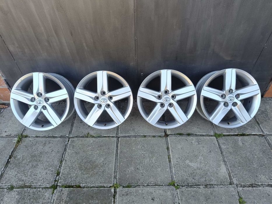 ОРИГИНАЛНИ джанти 17 ' цола 5x114,3 Toyota Auris / Тойота Аурис 7J ET50