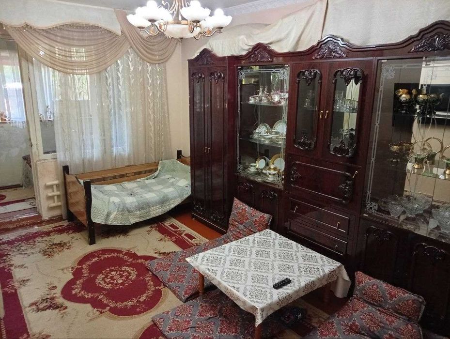 Продаются две двухкомнатные квартиры на 1 этаже, рядом. Авиасозлар (L)