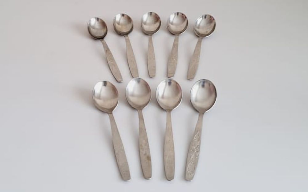 Столовые приборы