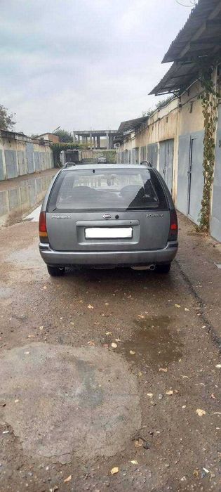 Nissan Primera 2.0. Р-10