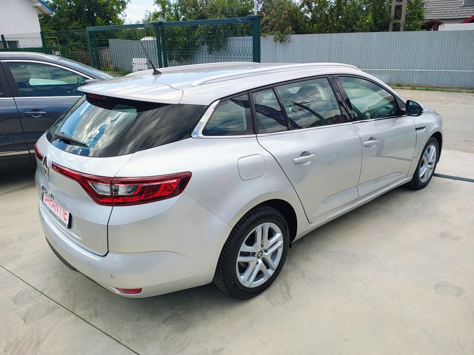 Renault Megane 2019 benzină, 9.591 € — imagine 3