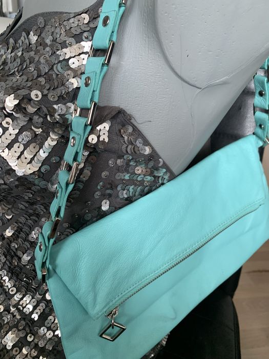 Страхотна дамска тюркоазена чанта