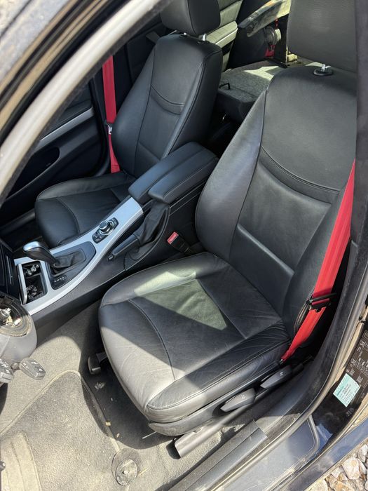 Бмв Е90 LCi 325д 197кс на части