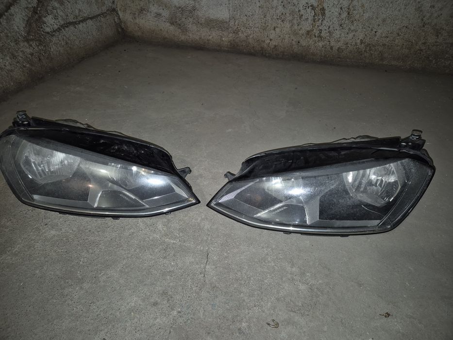 Vand faruri VW Golf 7 2014