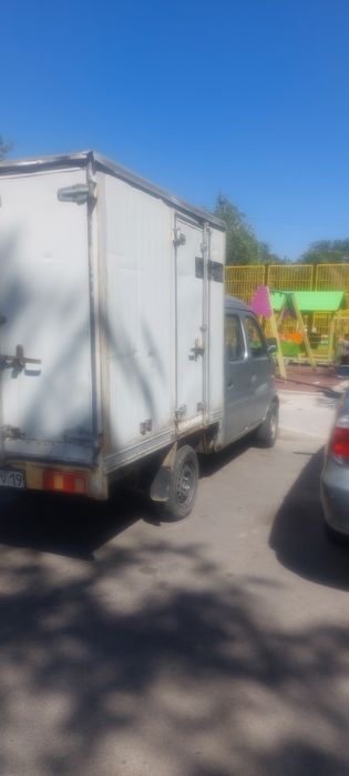 Легковая авто машина
