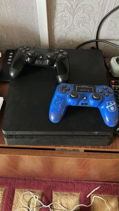 Playstation 4 slim. Прошитая версия