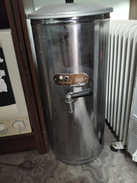 Электрический кипятильник самовар