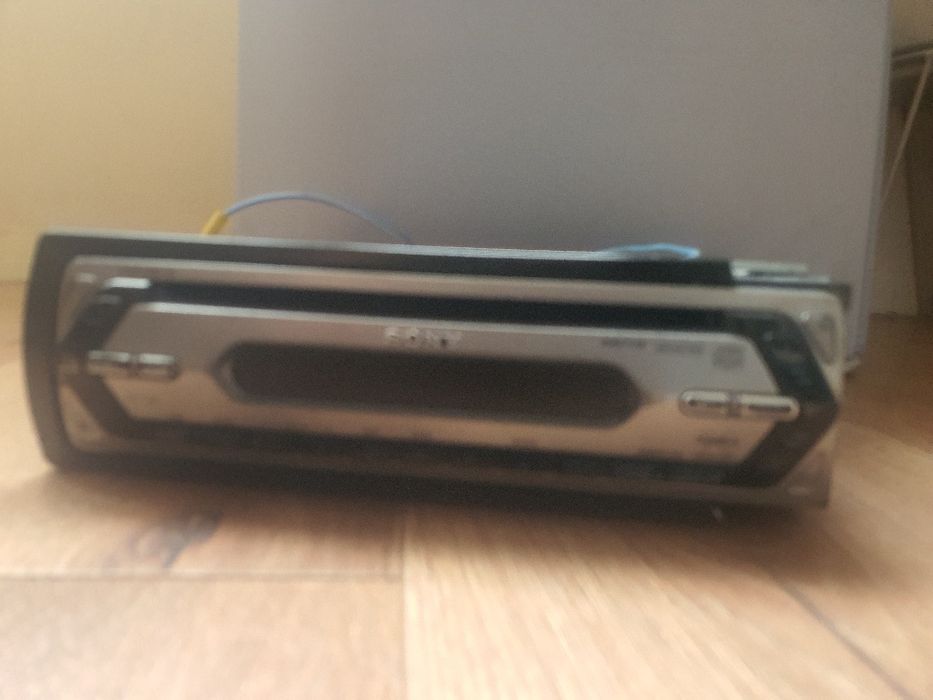 Автокасетофон / CD плеър