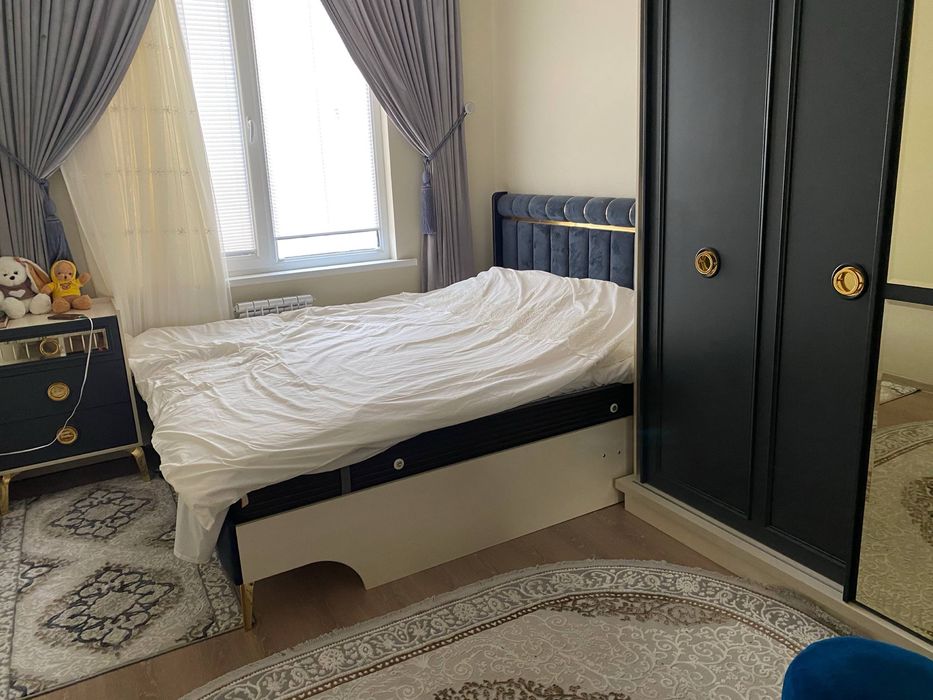 Yangi choshtepada Kv bor 3ta qizga srochno