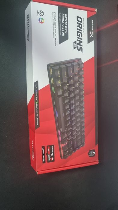 Гейминг клавиатура Hyper X Alloy Origins 65-Червенш Switch-ове
