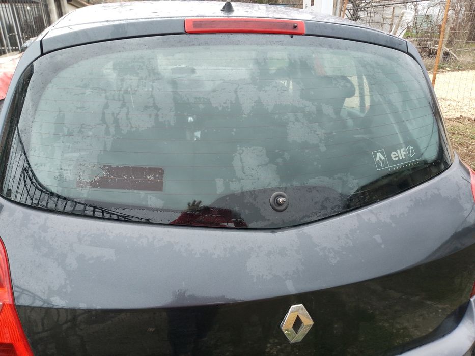 Задно стъкло за рено clio3