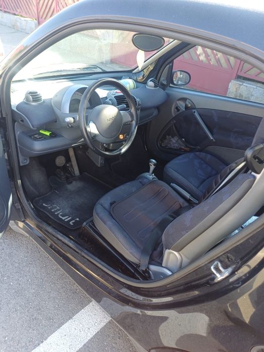 Vand smart fortwo 2002 benzina