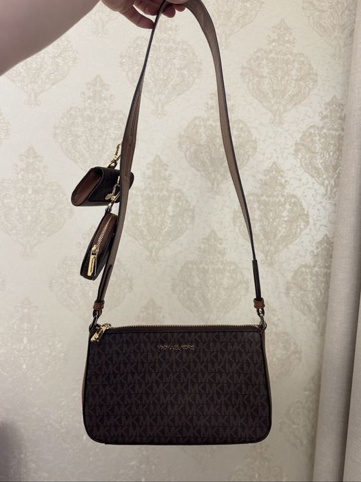 Продам сумку Michael kors оригинал