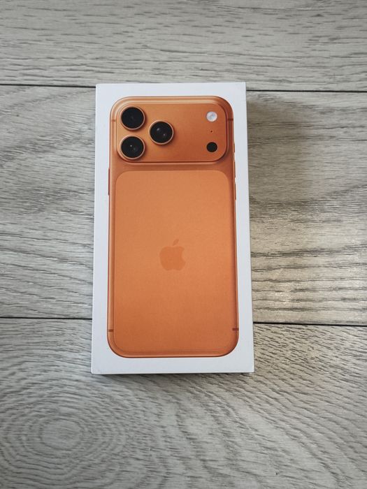 Vând iPhone 17 Pro Max 2 TB