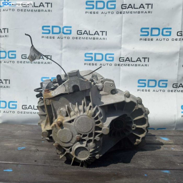 Cutie de Viteze Manuala 6 Trepte 4x4 Ford Kuga 1 2.0 TDCI 2008 - 2012 Cod 8V4R-7002-BF 8V4R-7F096-GB