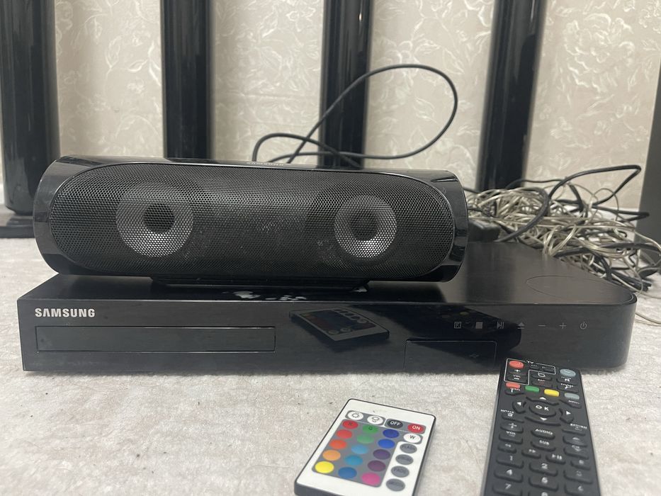 Музыкальный центр