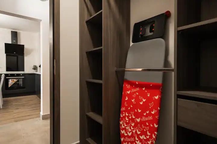 Apartament doua camere tip studio