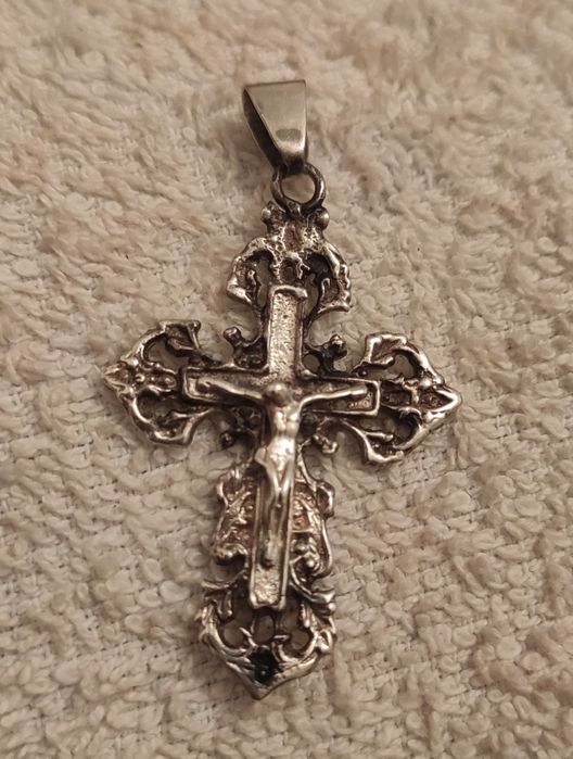 Продам крестик 925 пробы