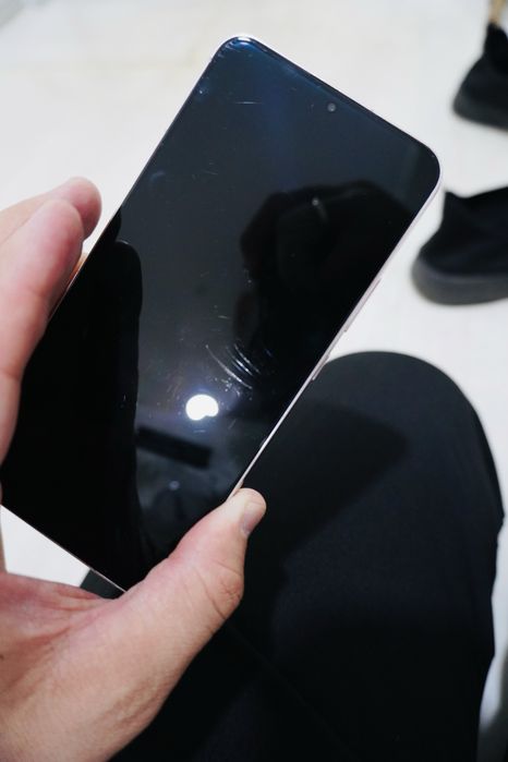 Продается смартфон Samsung Galaxy S22 plus
