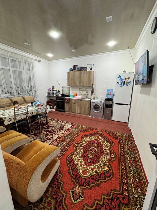 Toshkent Viloyati Xasanboy tumanida uchaska Srochna sotladi