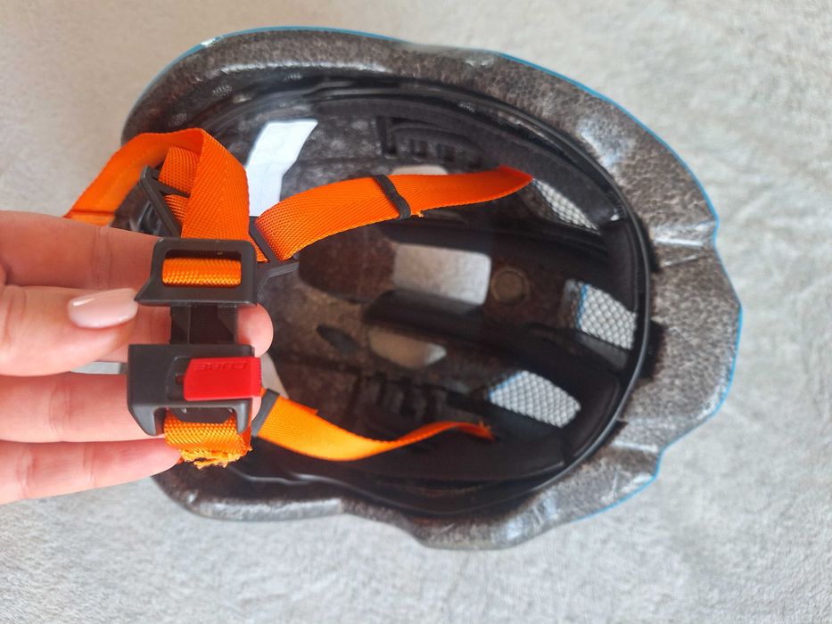 Детска каска Cube, размер S (49-55cm)
