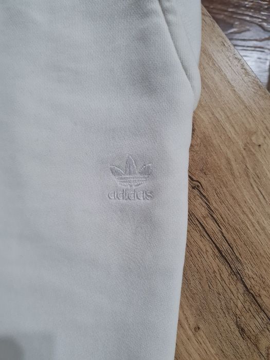 Спортивный женский костюм Adidas,размер 48