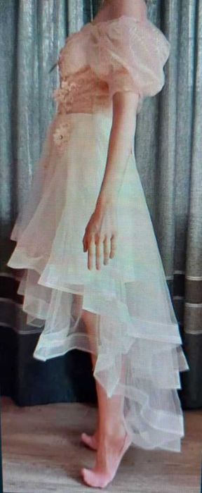 Платье. Цвет персиковый