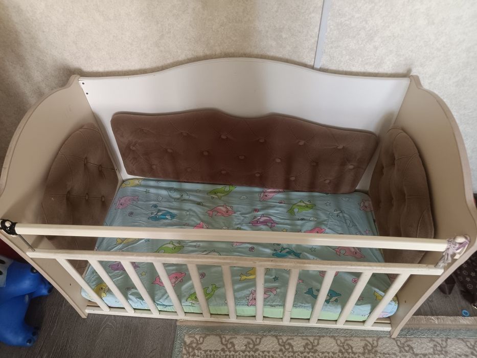 Детский кровать, отдам даром, самовывоз