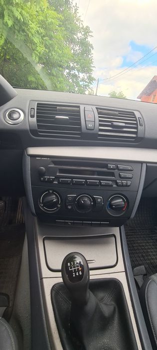 Vând BMW seria 1