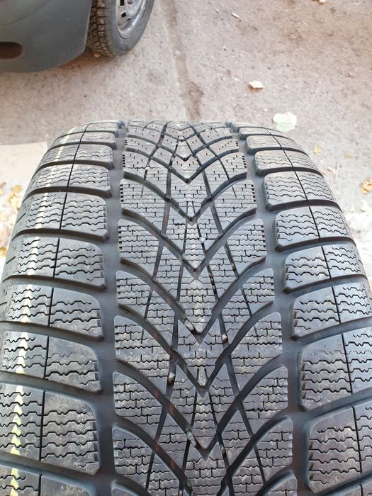 2 anvelope iarna CA SI NOI DUNLOP 295/40/20 pret per bucata