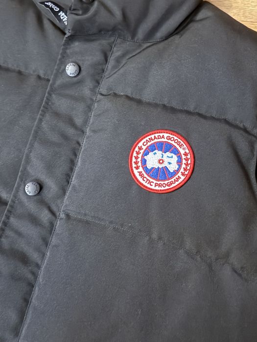 Vesta Canada Goose