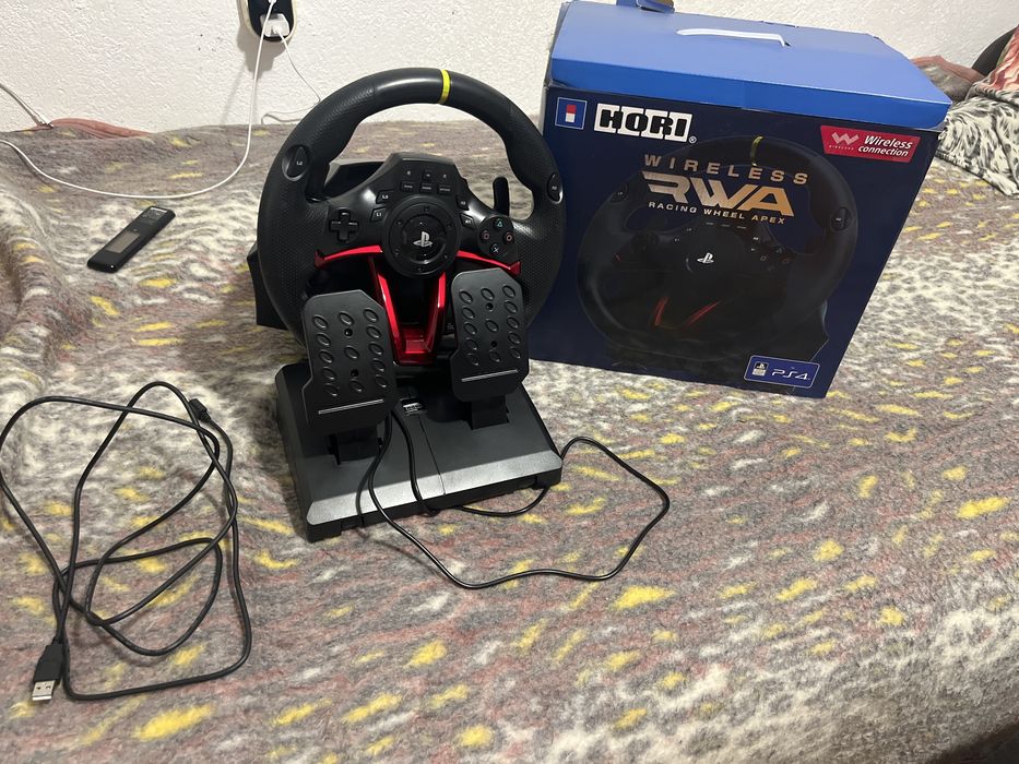 Hori wireless  RWA racing wheel apex ps4 волан и педали