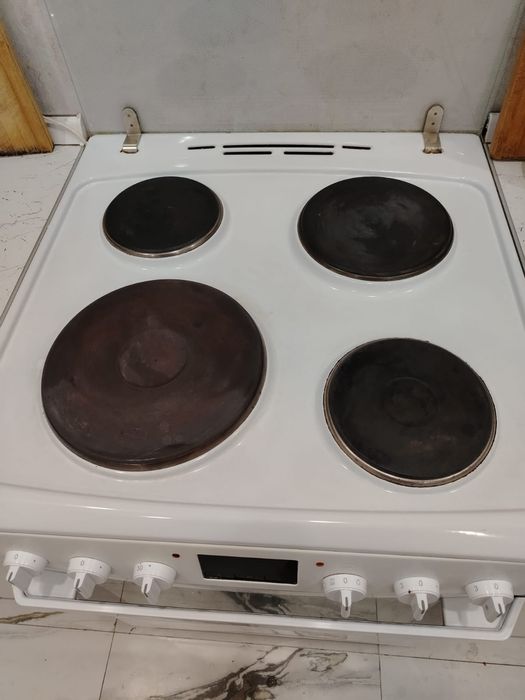 Электрическая плита