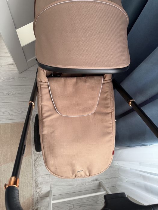 Продам коляску carrello sigma