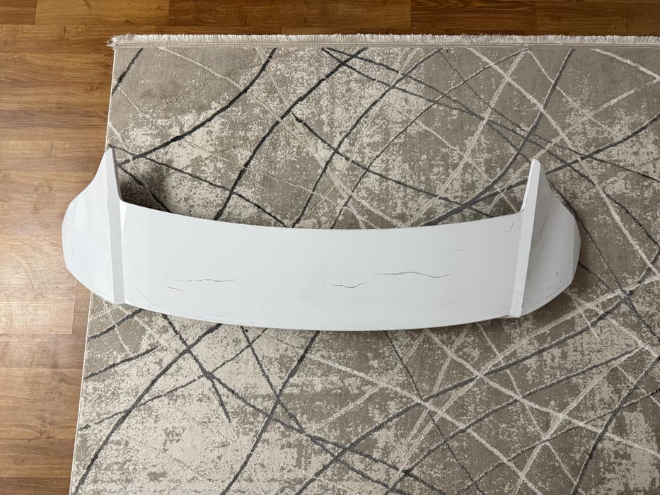 Накладка крышки багажника