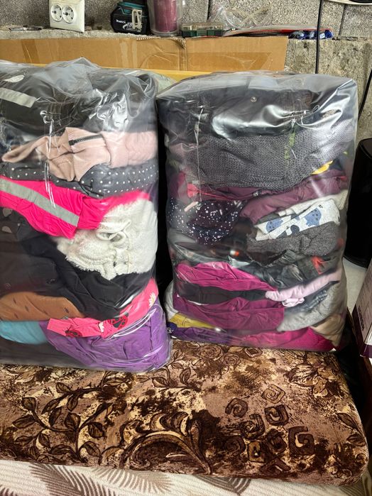 Дрехи на едро втора употреба