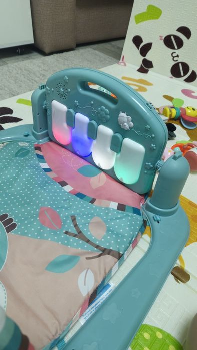 Продам развивающий коврик