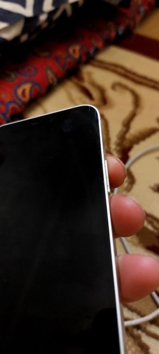 Iphone 12 mini faqat obemga