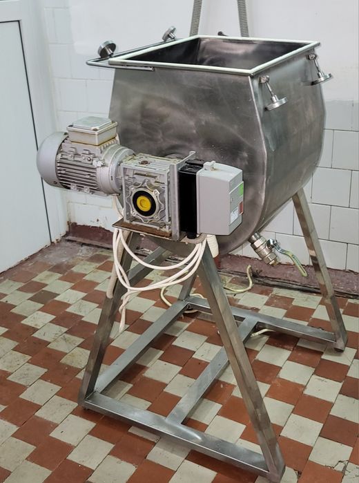 Маслобойка промышленная.