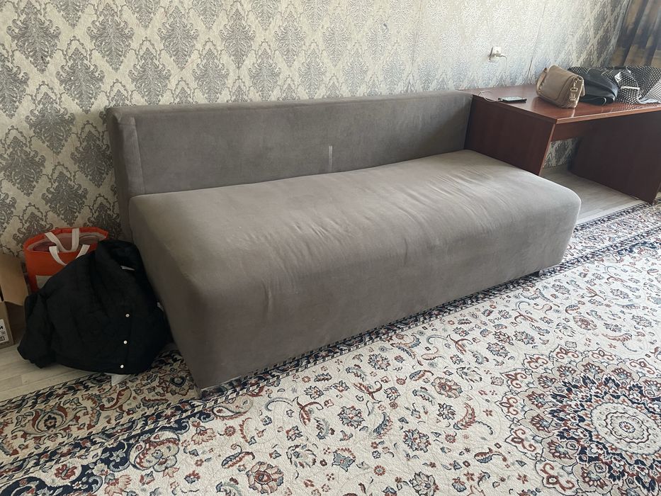 продам диван в хорошом состояний