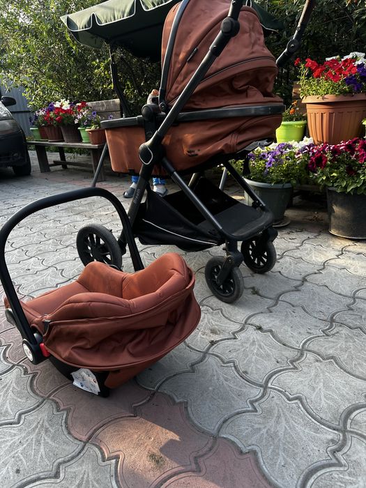 Продам коляску и автолюльку
