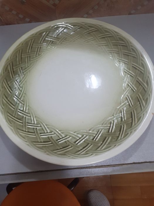 Продам блюдо диаметр 36 см