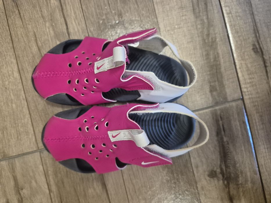 Маратонки на Champion, Adidas, Asics и  Nike