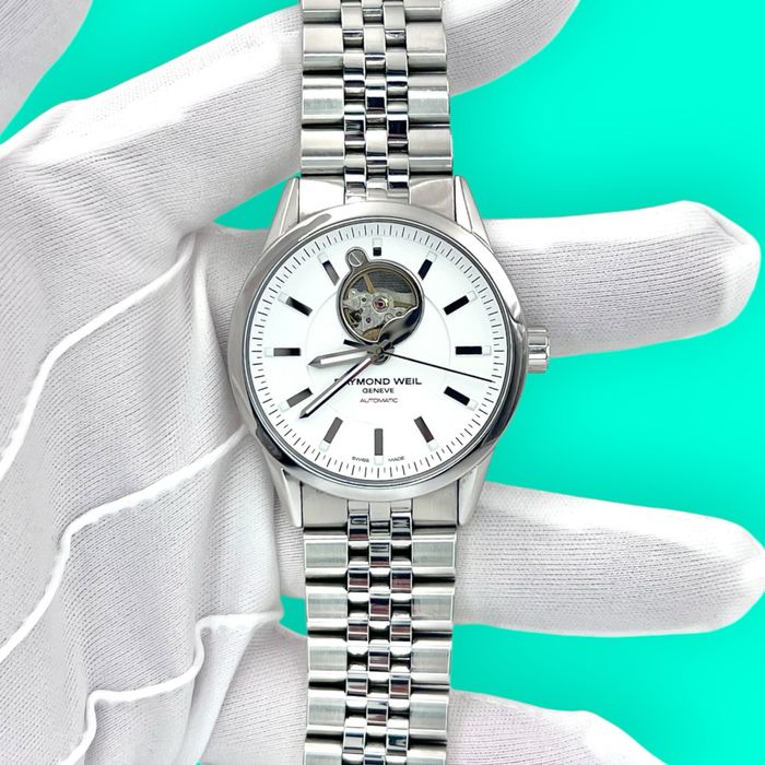 RAYMOND WEIL Freelancer Open Heart нов модел мъжки часовник