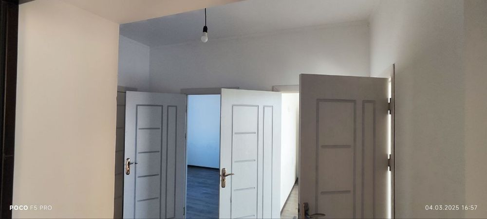 Parkent tumanida koʻp qavatli uy