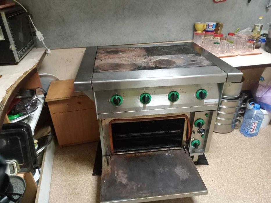 Продам промышленную электрическую печь.