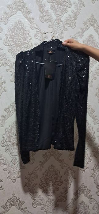 Kastum (pidjak/jaketgayam uxshaydi