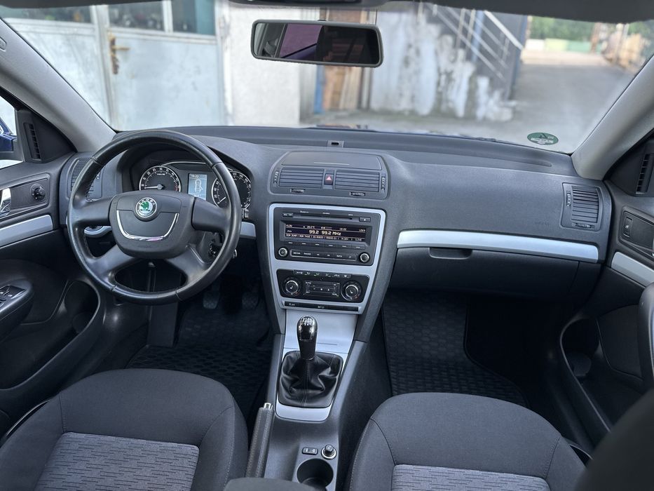 SKODA Octavia 2010 — imagine 5