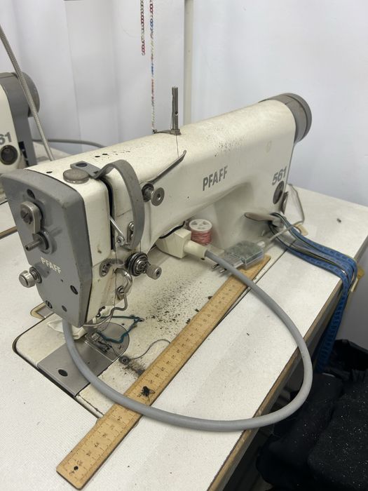 Masina de cusut Pfaff 561