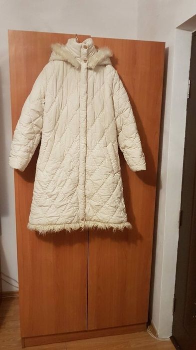 Vând geci de damă și bărbați